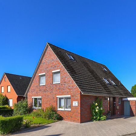 Ferienwohnung Im Haus Weinstock Esens Zewnętrze zdjęcie